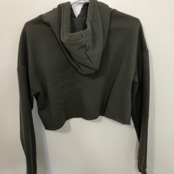 Cropped army green hoodie!! - Picture 2 of 2